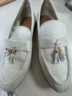 Suede Tassel Loafers in Cream- Women's Slip-On Casual